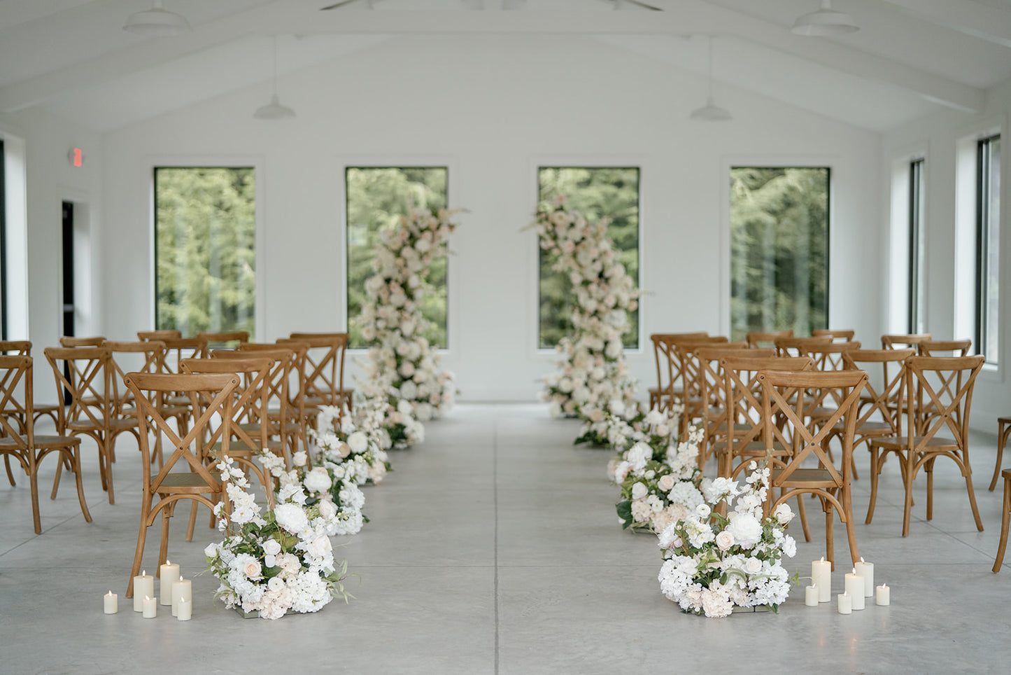 rentable wedding flowers